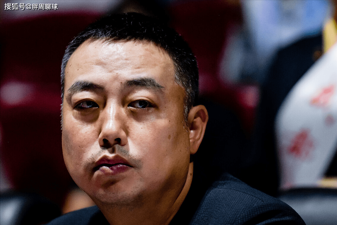 关于里程碑夜广东宏远战术微调，葡超冲刺阶段刷纪录，质疑声仍在，球队文化再被提及的信息